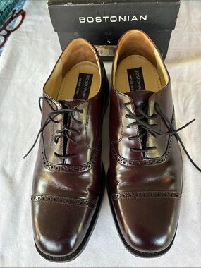 Bostonian Men’s Dark Burgundy Leather Cap-Toe Derby Oxfords